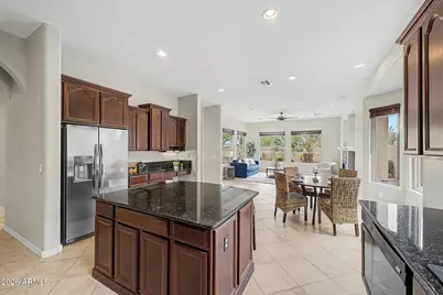 18194 W Estes Way, Goodyear, AZ 85338 - Photo 10