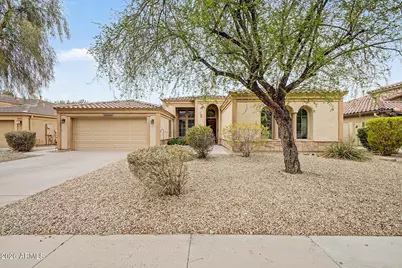 18194 W Estes Way, Goodyear, AZ 85338 - Photo 2