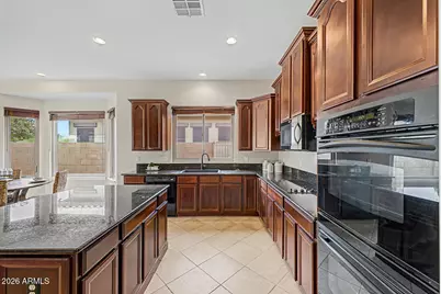 18194 W Estes Way, Goodyear, AZ 85338 - Photo 14
