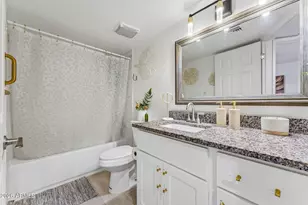 12212 N Paradise Vlg Pkwy S, Phoenix, AZ 85032 - Photo 14
