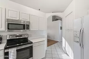 8527 E Saguaro Blossom Rd, Gold Canyon, AZ 85118 - Photo 10