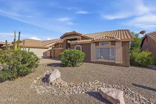 8527 E Saguaro Blossom Rd, Gold Canyon, AZ 85118 - Photo 4
