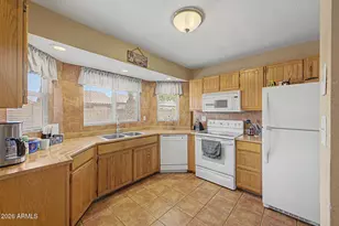 8861 N 114th Ln, Peoria, AZ 85345 - Photo 12