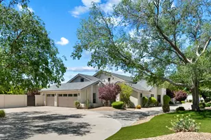 7281 E Royal Palm Rd, Scottsdale, AZ 85258 - Photo 4
