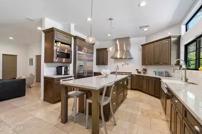 7281 E Royal Palm Road, Scottsdale, AZ 85258 - Photo 12