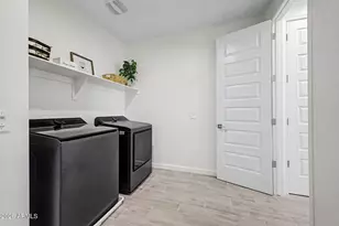 5956 E Sinclair St, Phoenix, AZ 85054 - Photo 44