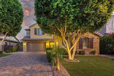 823 E Horseshoe Place, Chandler, AZ 85249 - Photo 2