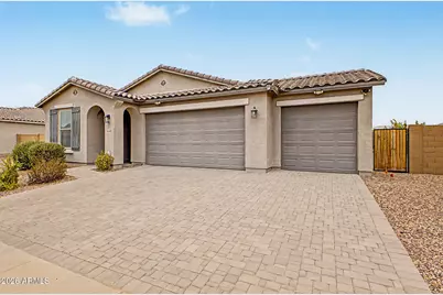 1640 E Walter Drive, Casa Grande, AZ 85122 - Photo 2