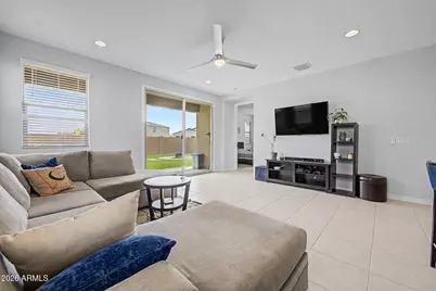 12515 W Morten Avenue, Glendale, AZ 85307 - Photo 10