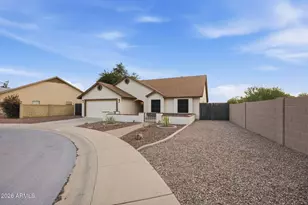 19624 N 47th Ln, Glendale, AZ 85308 - Photo 2