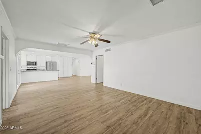 2102 W Utopia Road, Phoenix, AZ 85027 - Photo 14