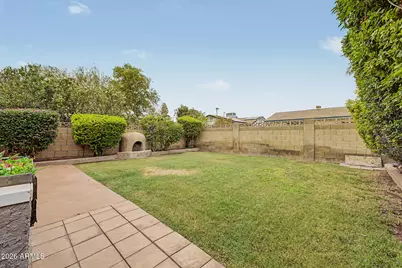 2102 W Utopia Road, Phoenix, AZ 85027 - Photo 2