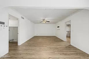 2102 W Utopia Rd, Phoenix, AZ 85027 - Photo 12