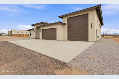 22244 W Roy Rogers Road, Wittmann, AZ 85361 - Photo 4