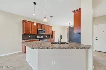 17546 W Fairview Street, Goodyear, AZ 85338 - Photo 12