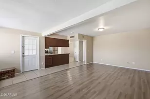 4612 W Saguaro Dr, Glendale, AZ 85304 - Photo 18