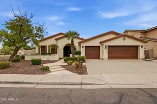 622 E Vinedo Ln, Tempe, AZ 85284 - Photo 1