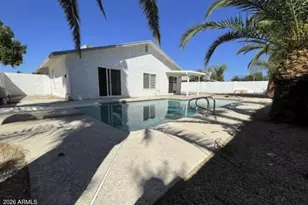 639 W Grove Cir, Mesa, AZ 85210 - Photo 18