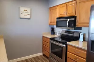 9702 W Campana Dr, Sun City, AZ 85351 - Photo 8