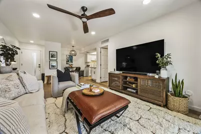 7350 N VÃ­a Paseo Del Sur -- #R105, Scottsdale, AZ 85258 - Photo 2