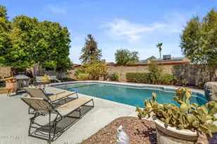 4126 W Sweetwater Ave, Phoenix, AZ 85029 - Photo 2