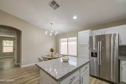 15668 W Saguaro Lane, Surprise, AZ 85374 - Photo 14