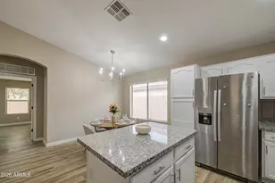 15668 W Saguaro Ln, Surprise, AZ 85374 - Photo 14