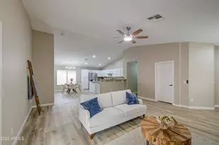 15668 W Saguaro Ln, Surprise, AZ 85374 - Photo 8