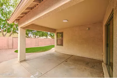 15668 W Saguaro Lane, Surprise, AZ 85374 - Photo 32