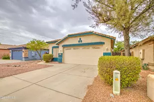 15668 W Saguaro Ln, Surprise, AZ 85374 - Photo 4
