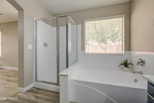 15668 W Saguaro Ln, Surprise, AZ 85374 - Photo 20