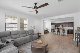 14240 W Hackamore Dr, Surprise, AZ 85387 - Photo 14