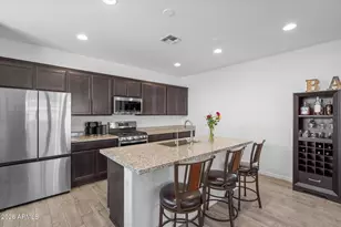 14240 W Hackamore Dr, Surprise, AZ 85387 - Photo 8