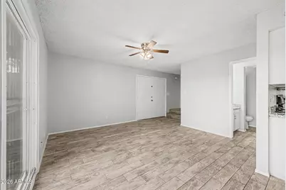 6060 W Golden Lane, Glendale, AZ 85302 - Photo 6