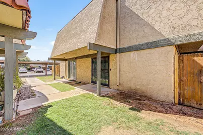 6060 W Golden Lane, Glendale, AZ 85302 - Photo 2