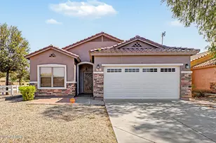 15 W Desert Vista Trail, San Tan Valley, AZ 85143 - Photo 1