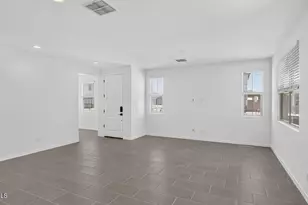 25342 N 165th Ln, Surprise, AZ 85387 - Photo 8