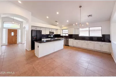 16735 W McKinley Street, Goodyear, AZ 85338 - Photo 2