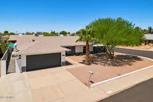 10018 N 48th Ln, Glendale, AZ 85302 - Photo 6