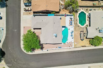 10018 N 48th Lane, Glendale, AZ 85302 - Photo 48