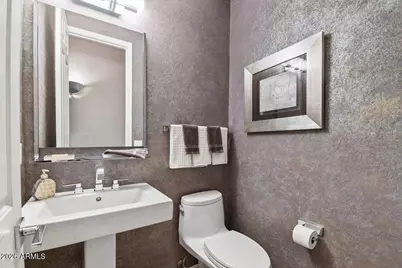 1047 W Armstrong Way, Chandler, AZ 85286 - Photo 32