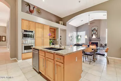 1047 W Armstrong Way, Chandler, AZ 85286 - Photo 14