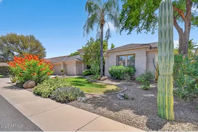 1047 W Armstrong Way, Chandler, AZ 85286 - Photo 2