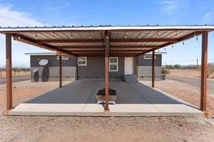 38321 N 251st Ave, Morristown, AZ 85342 - Photo 10