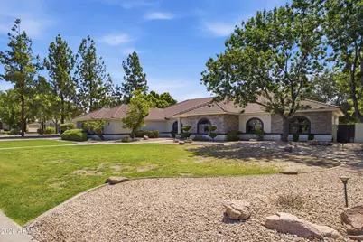 4451 E Desert Lane, Gilbert, AZ 85234 - Photo 2