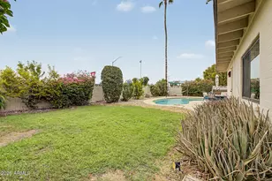 2064 S Noche De Paz St, Mesa, AZ 85202 - Photo 36