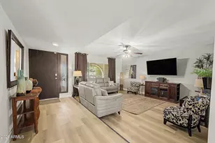 2064 S Noche De Paz St, Mesa, AZ 85202 - Photo 8