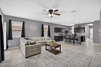 25666 W Desert Drive, Buckeye, AZ 85326 - Photo 4