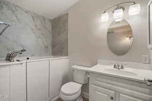 10518 W Oakmont Dr, Sun City, AZ 85351 - Photo 14
