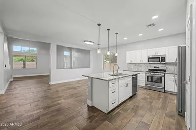 353 E Chelsea Drive, San Tan Valley, AZ 85140 - Photo 4